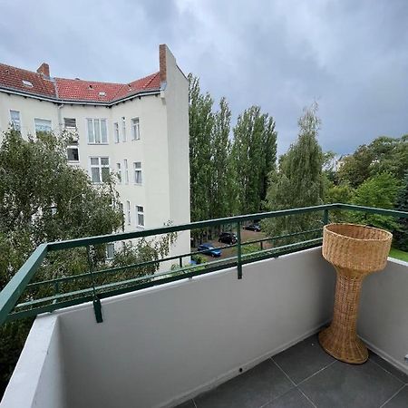 Bright: Flat With Balcony - Kitchen - Free Parking Lejlighed Berlin Eksteriør billede