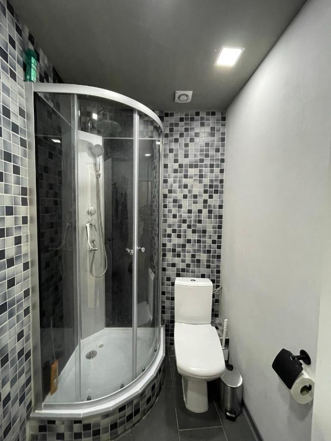 Bright: Flat With Balcony - Kitchen - Free Parking Lejlighed Berlin Eksteriør billede