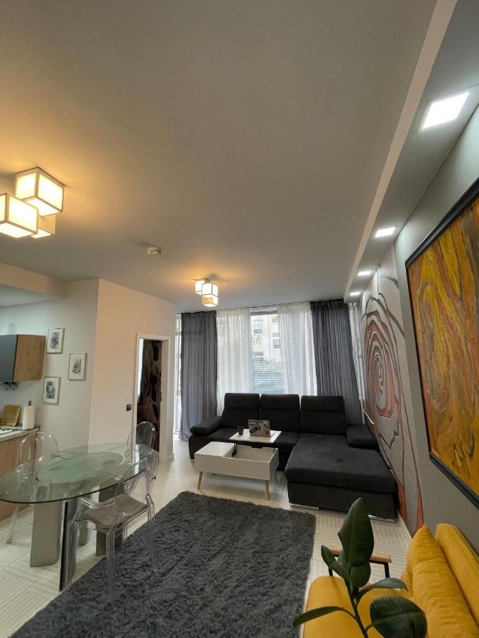 Bright: Flat With Balcony - Kitchen - Free Parking Lejlighed Berlin Eksteriør billede